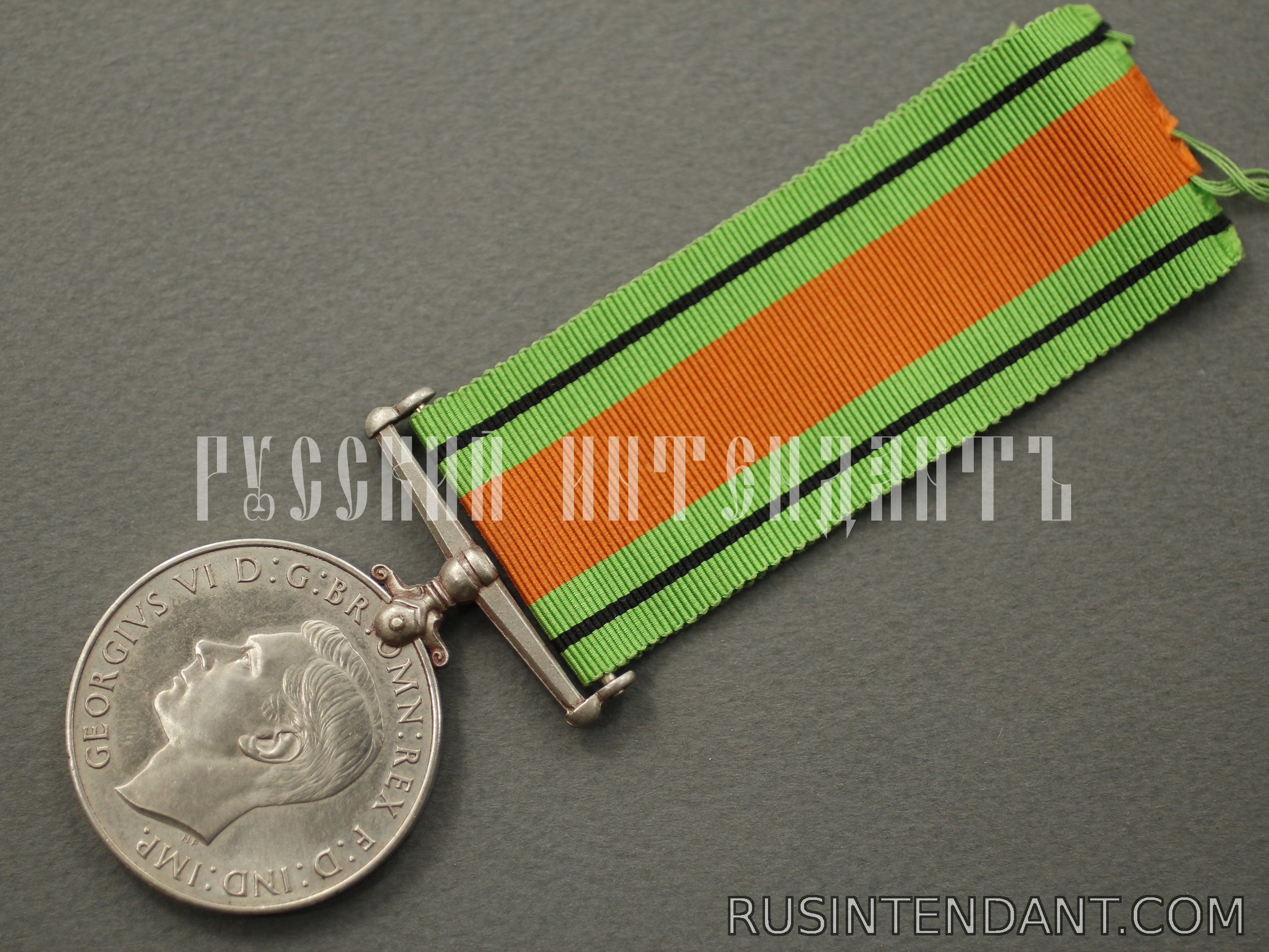 Фото 3: Английская медаль "За оборону" 