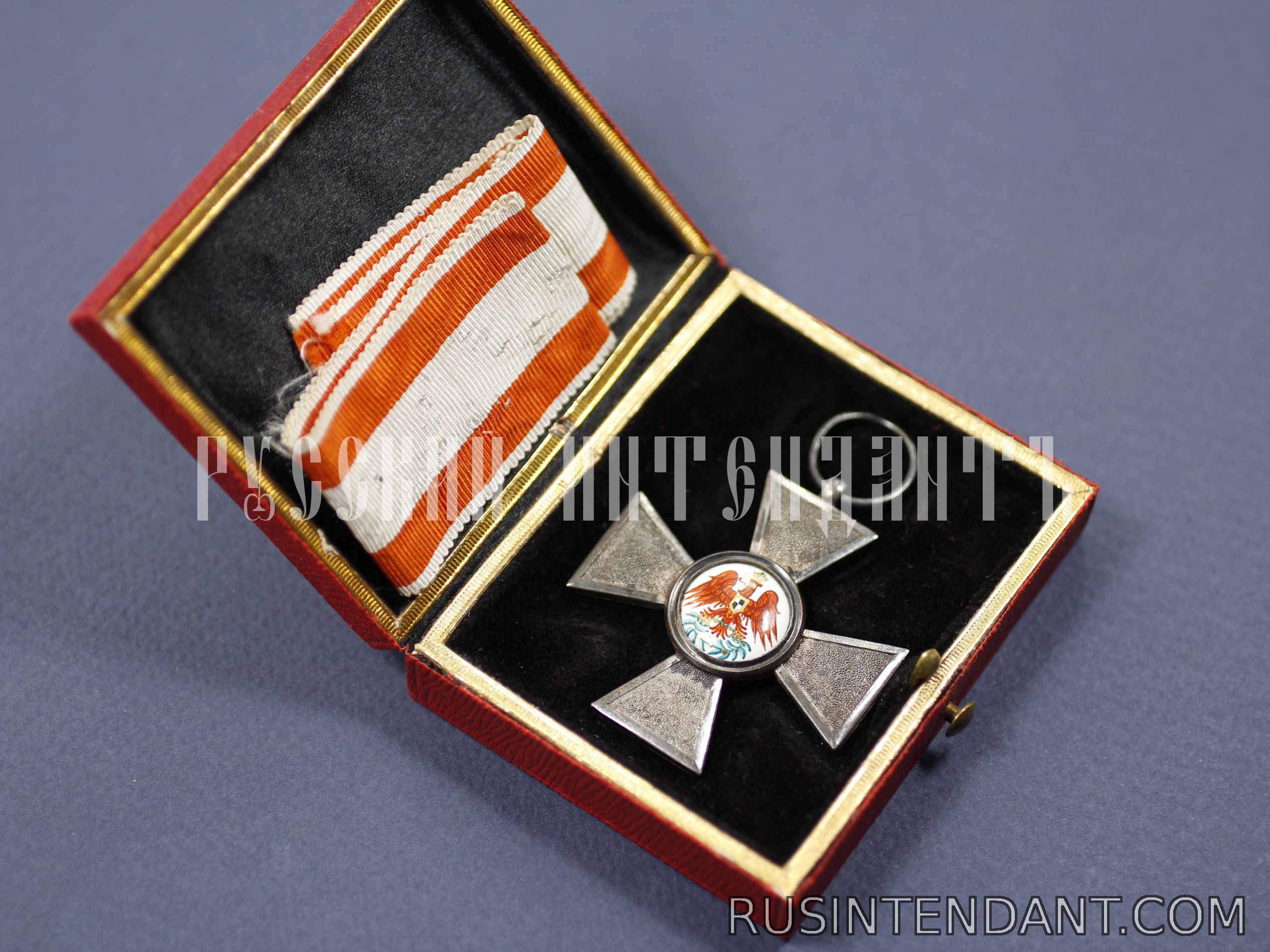 Фото 9: Орден Красного орла с наградным листом 