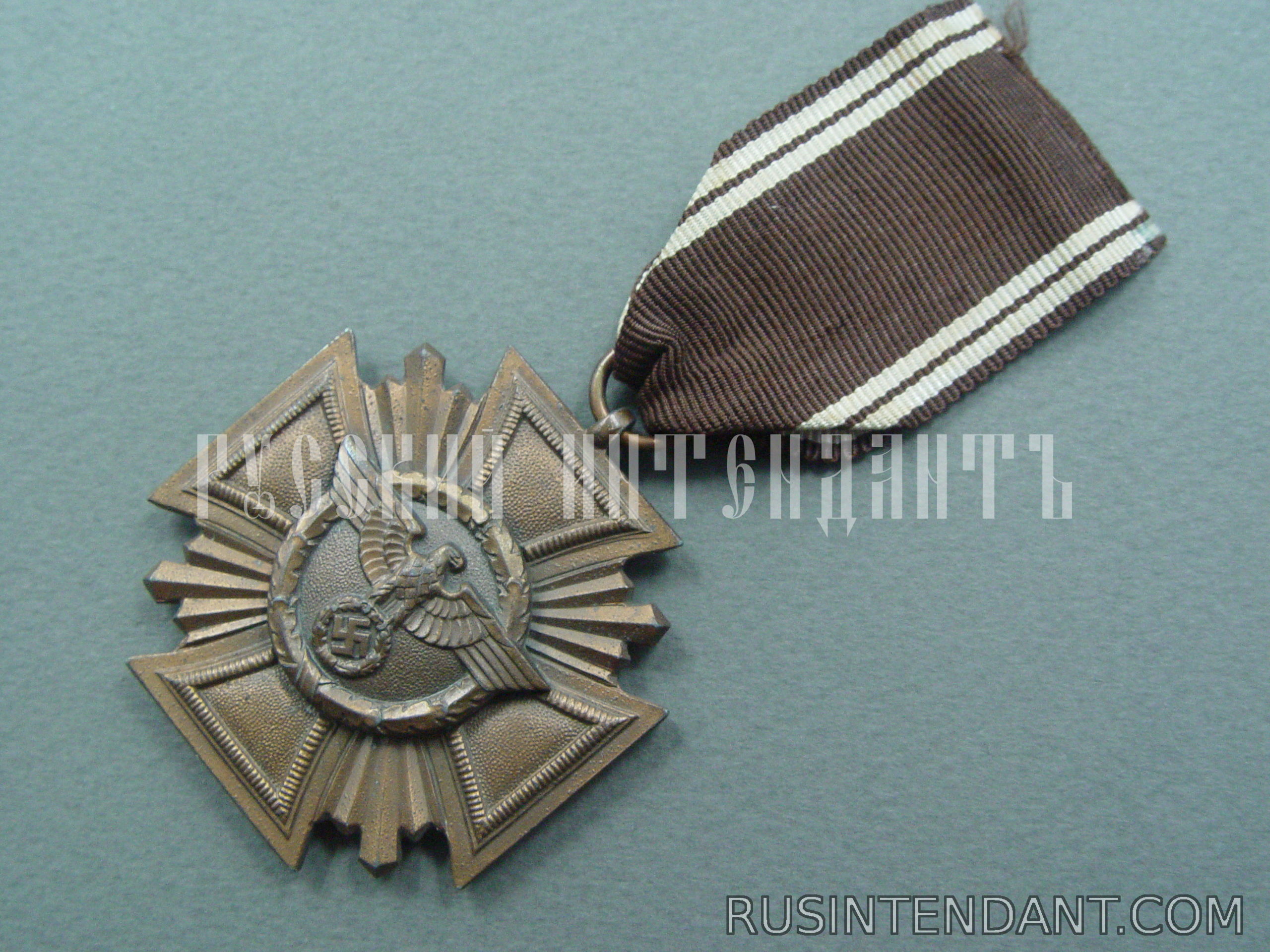 Фото 2: Знак за долгую службу в NSDAP 3-го класса 