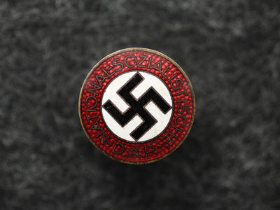 Членский знак NSDAP