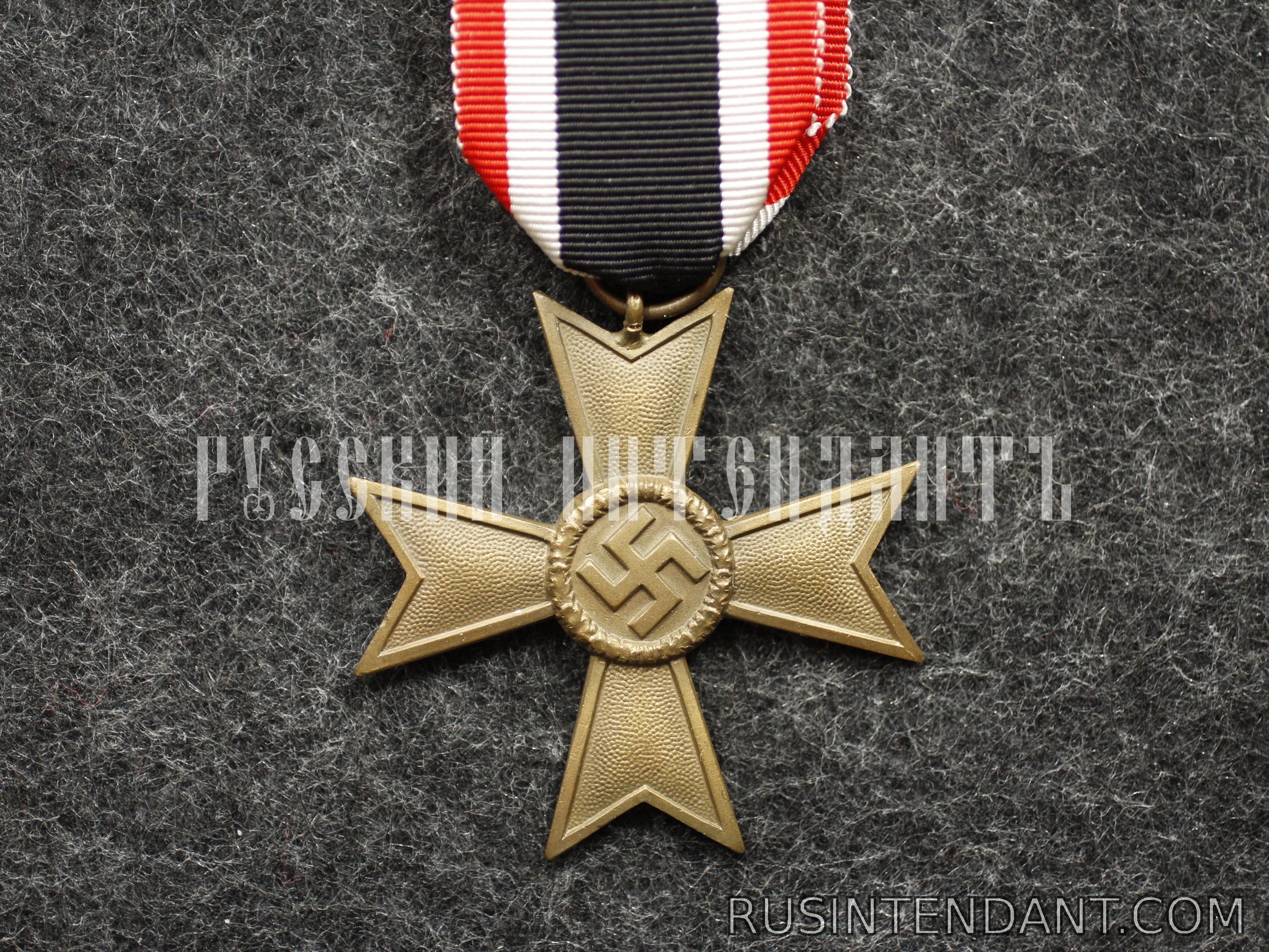 Фото 5: Крест Военных заслуг второго класса без мечей с наградным листом 