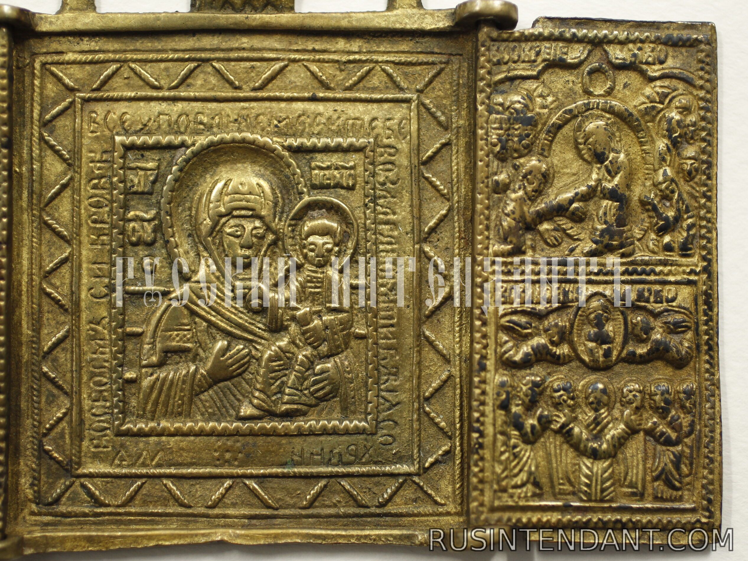 Фото 2: Складень трехстворчатый «Богоматерь Одигитрия Смоленская» 