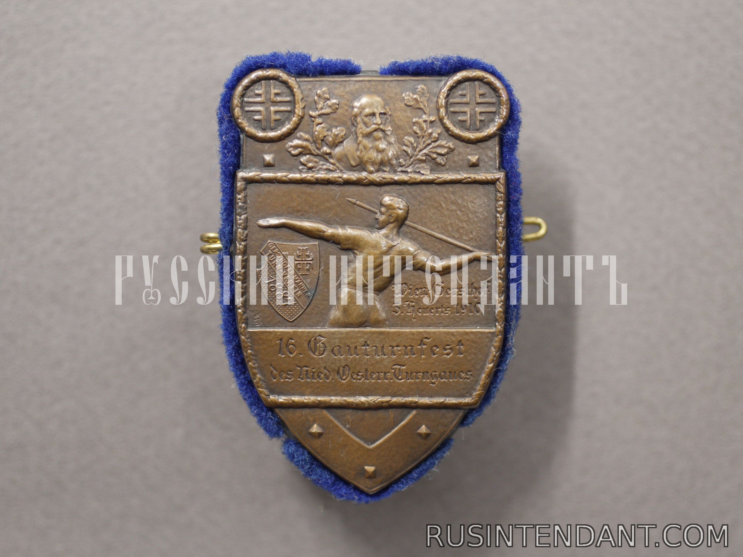 Фото 1: Знак Немецкого Христианского гимнастического союза GDTO 