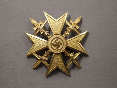 Испанский Крест в бронзе с мечами