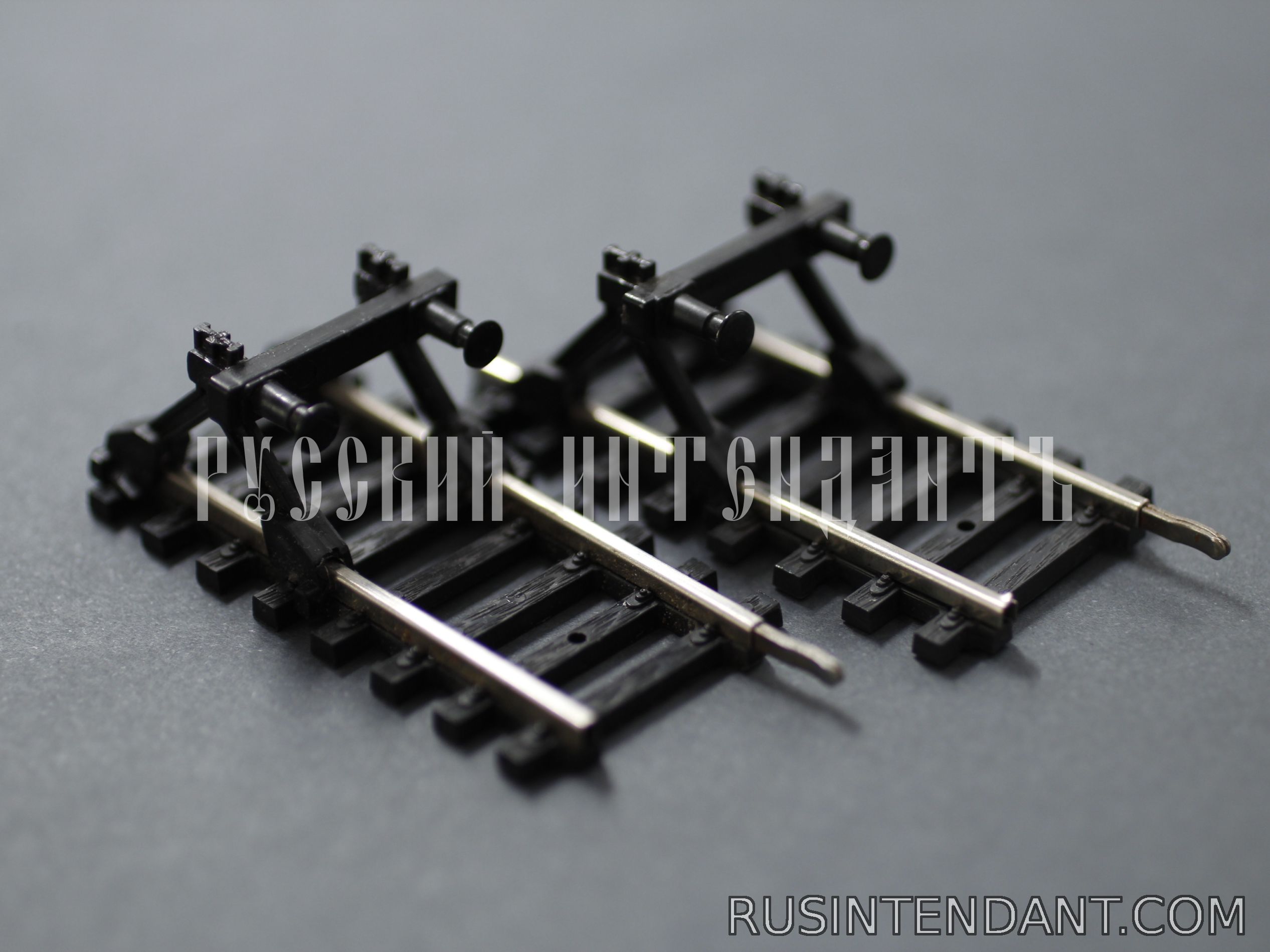 Фото 2: Рельсы PIKO c тупиковым упором 