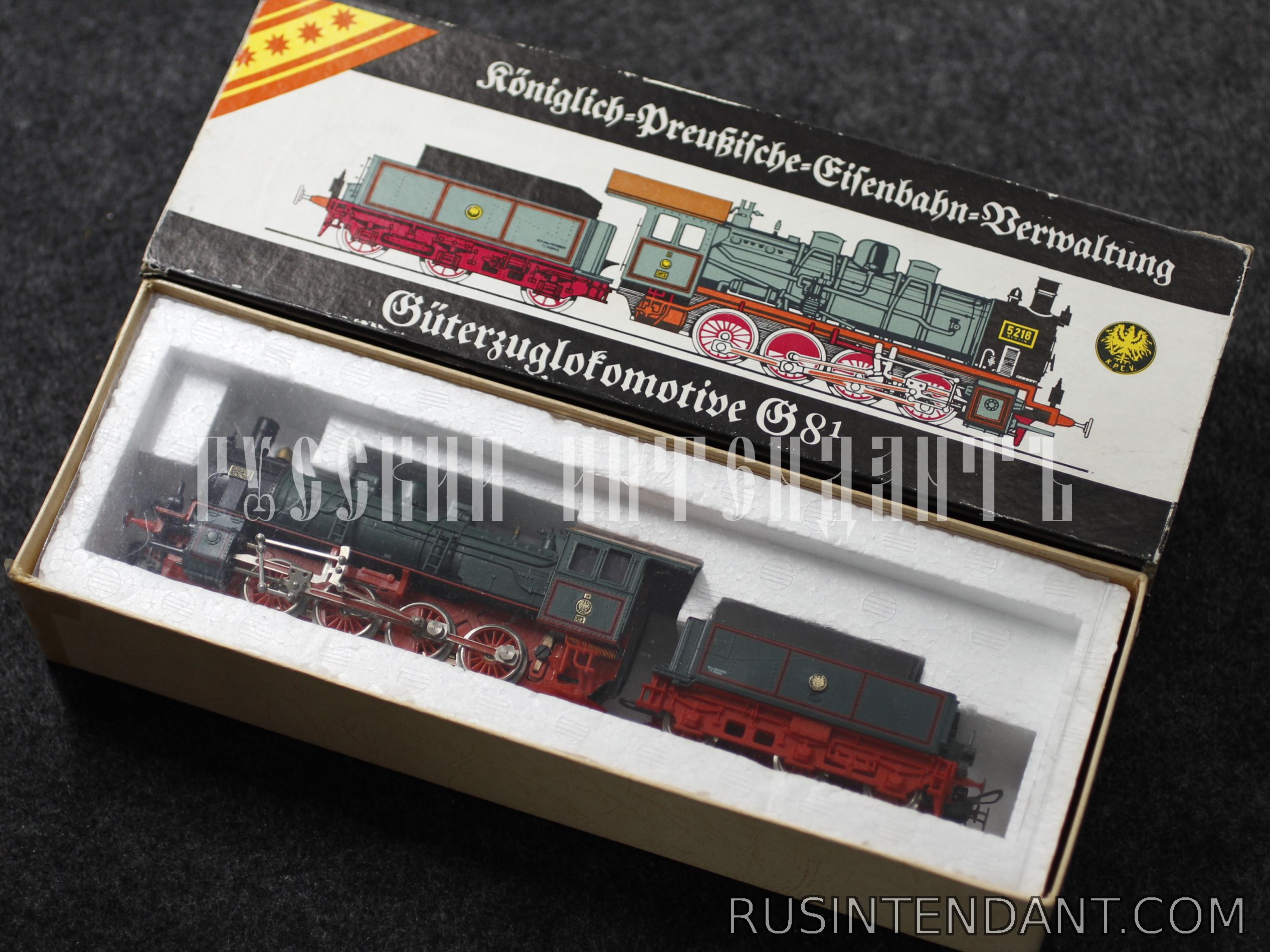 Фото 1: Грузовой локомотив G 81 PIKO 