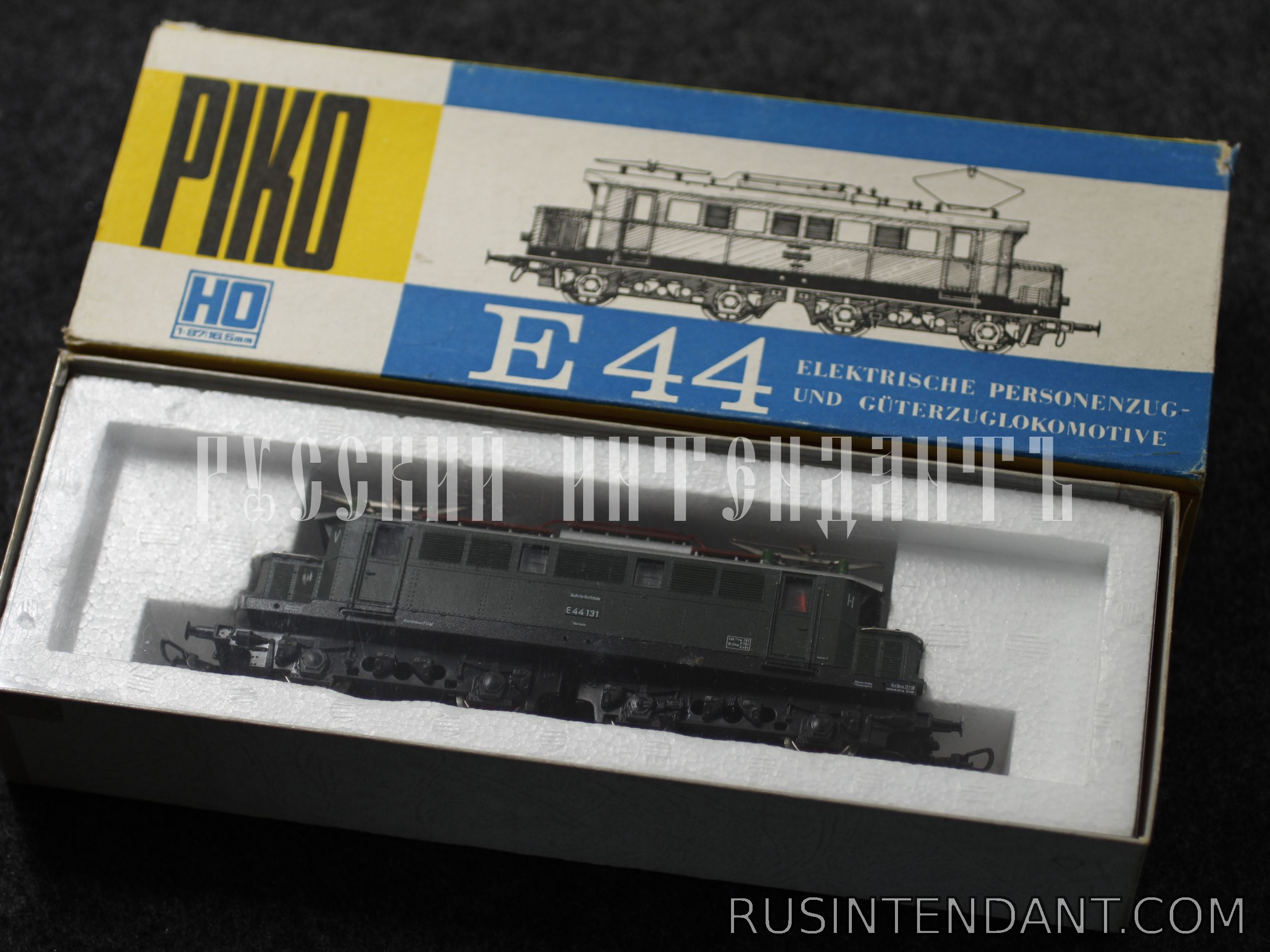 Фото 1: Локомотив Е 44 PIKO 