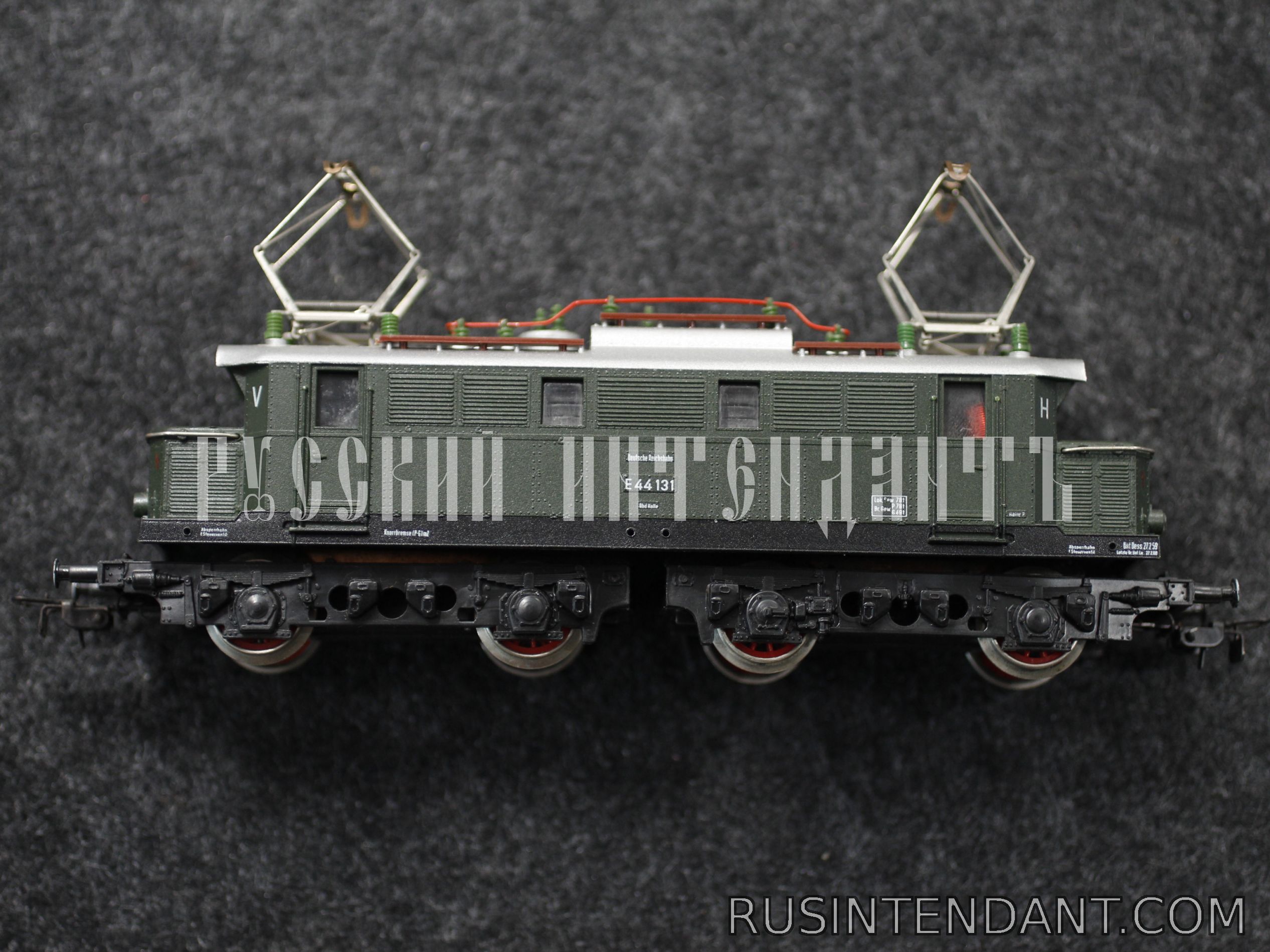 Фото 4: Локомотив Е 44 PIKO 