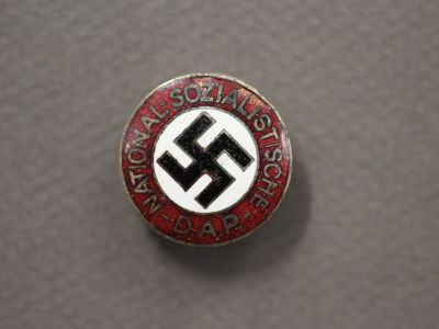 Членский знак NSDAP