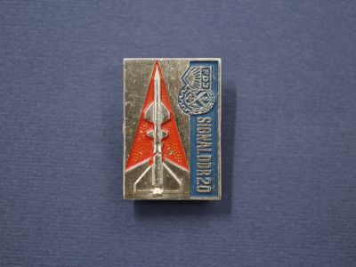 Знак FDJ «Signal DDR 20»