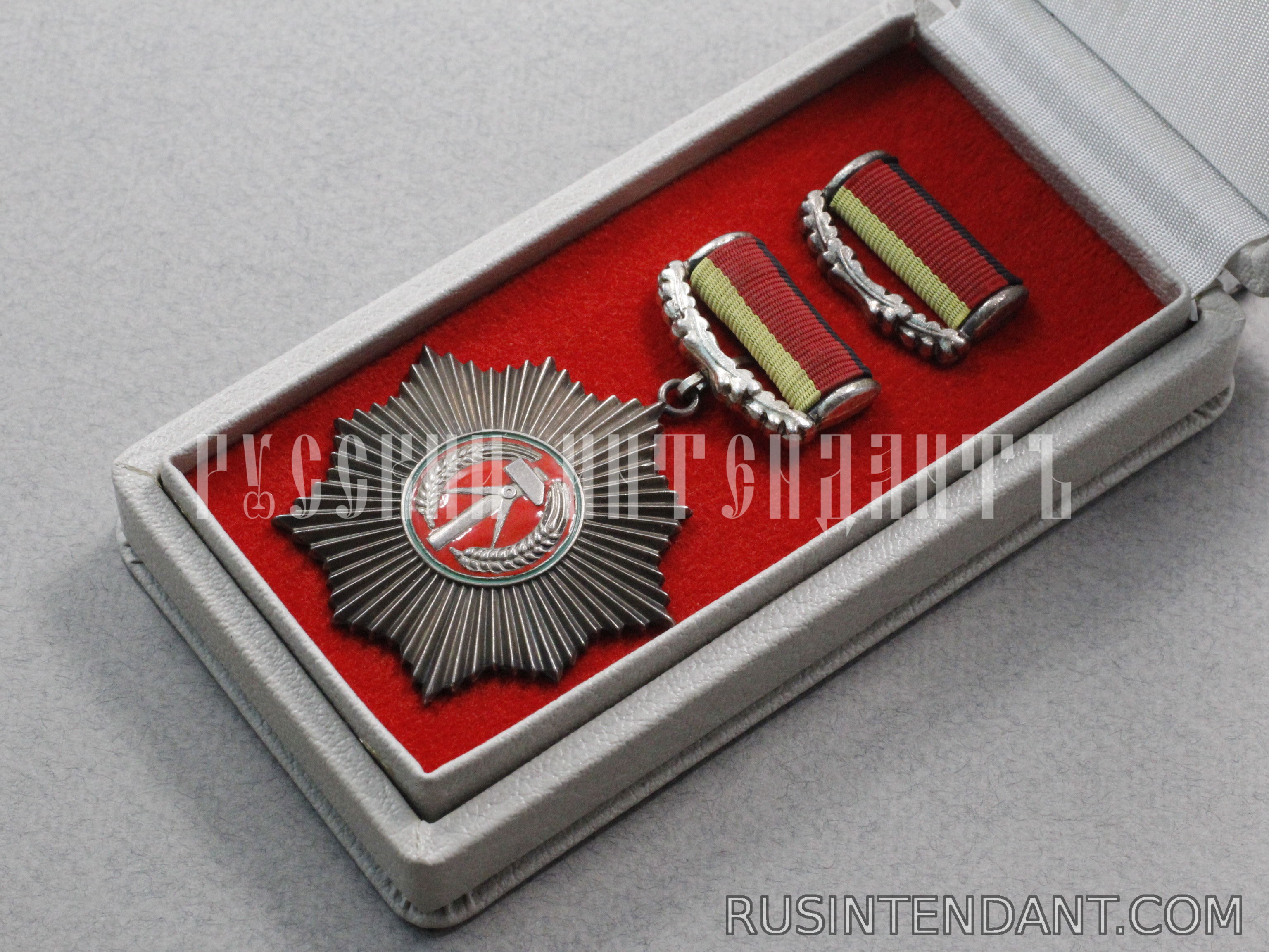 Фото 1: Орден За заслуги перед Отечеством в серебре 